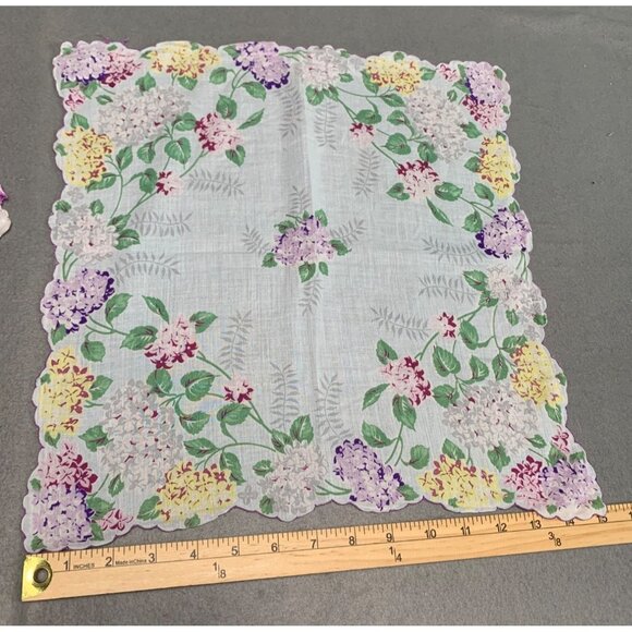 Vintage Assorted Embroidered Floral Handkerchiefs Set of 9 - Picture 2 of 11